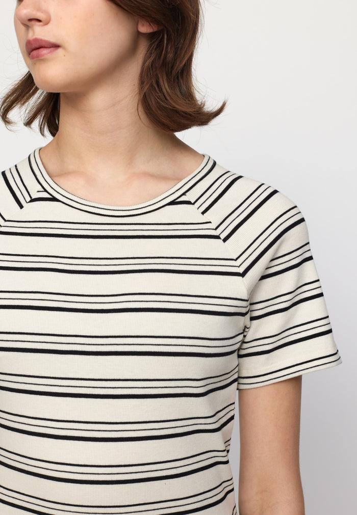 Esmé Studios Blossom SS O-neck Rib T-shirt GOTS - Black Stripe