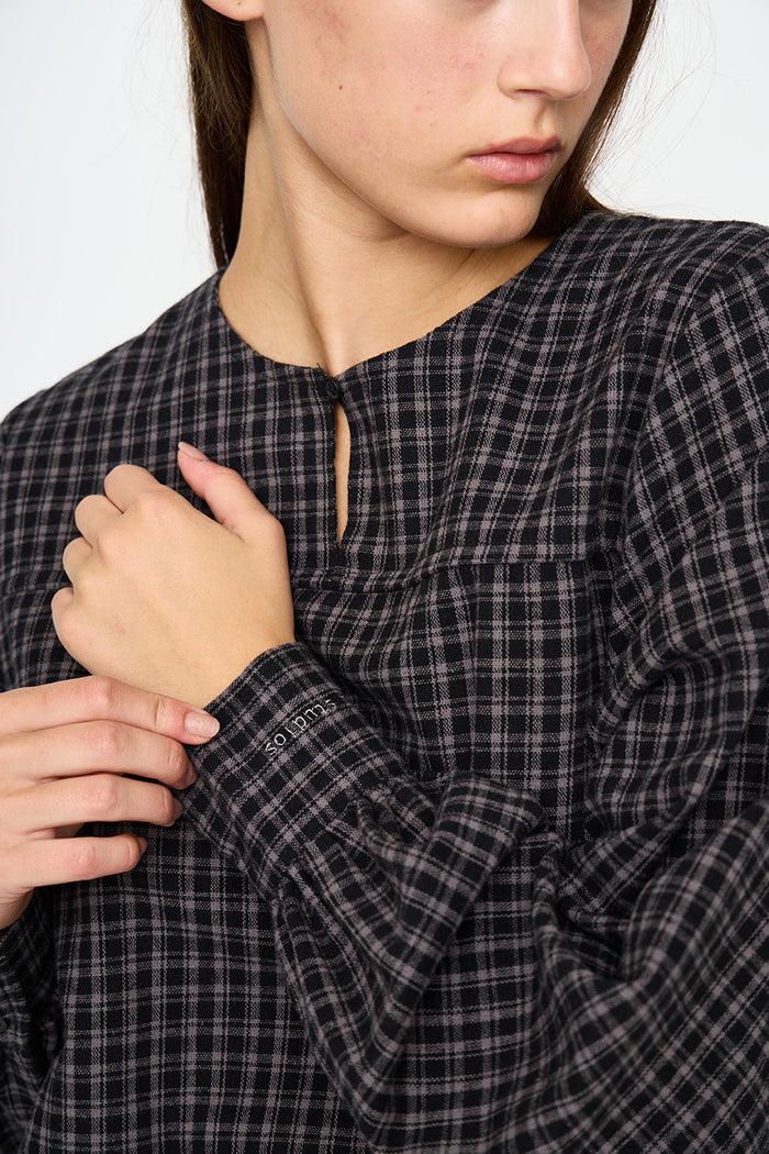 Esmé Studios ESValdis Blouse - Black Check
