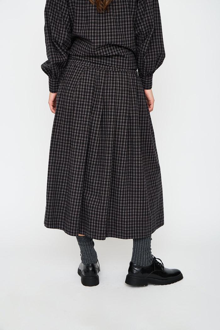 Esmé Studios ESValdis Midi Skirt - Black Check