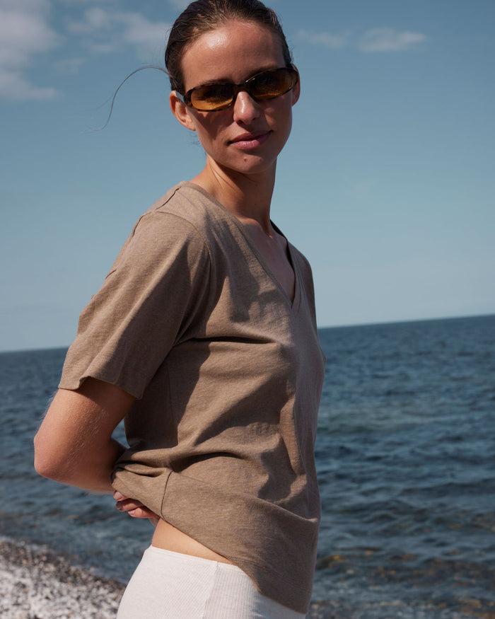 Esmé Studios ESMelan V-neck Tee GOTS - Tannin Mélange