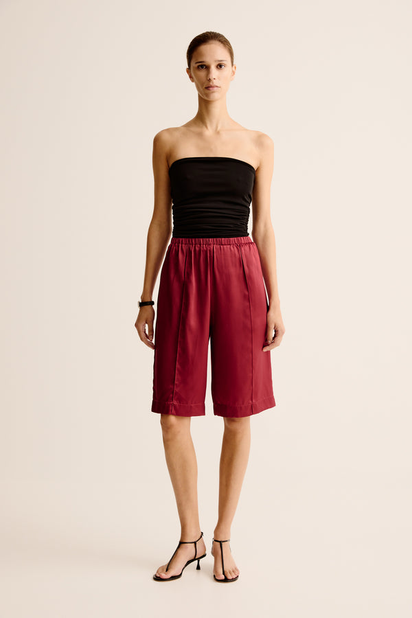 esse studios Classico Tuck Shorts - Spiced Wine