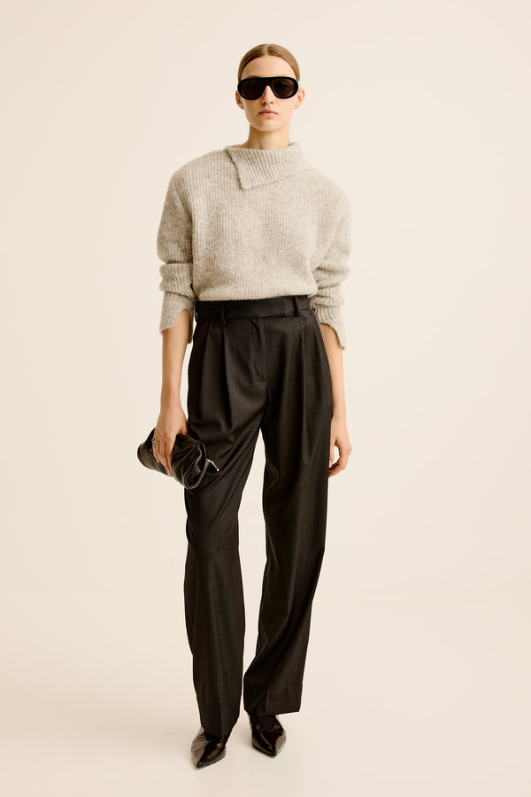 esse studios Onus Tailored Trouser - Charcoal