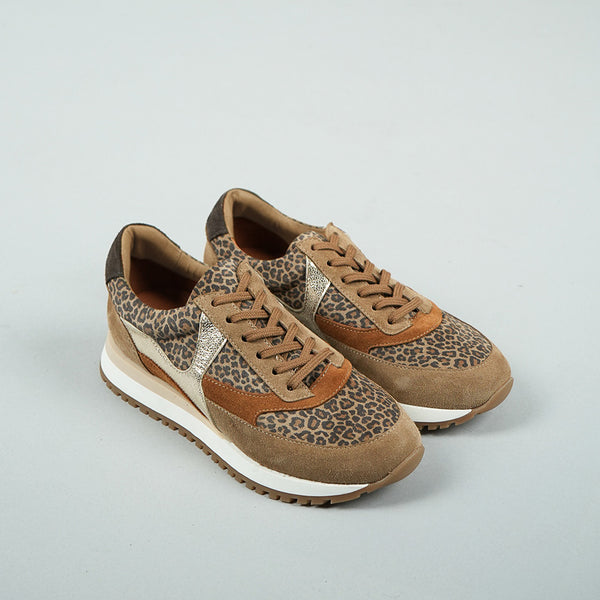 Esska Cinda Leopard Light & Sand Animal Print Trainer