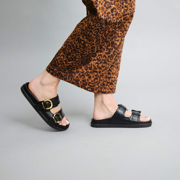 Esska Amelie Black Flat Sandal