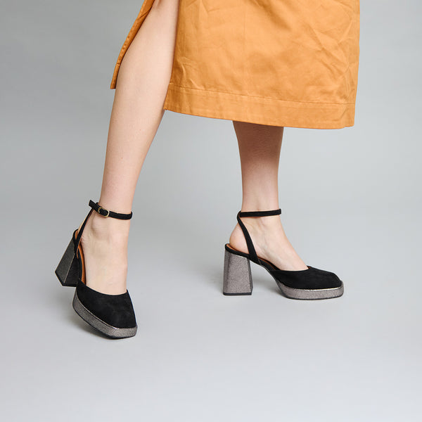 Esska Barbara Black High Heel Shoe