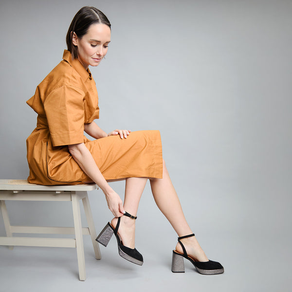 esska Barbara Black High Heel Shoe