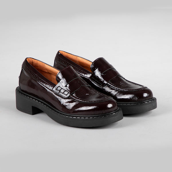 Esska Ben Patent Wine Chunky Flat Loafer