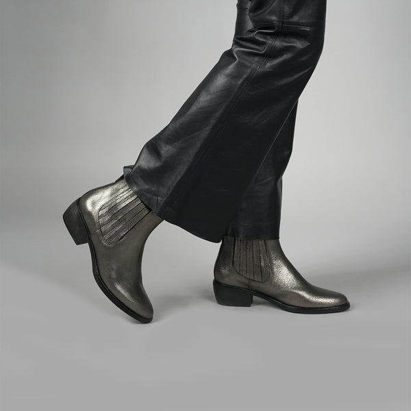 Esska Bettina Gunmetal Low Heel Boot