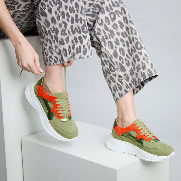 esska Carteira Green + Red Trainer