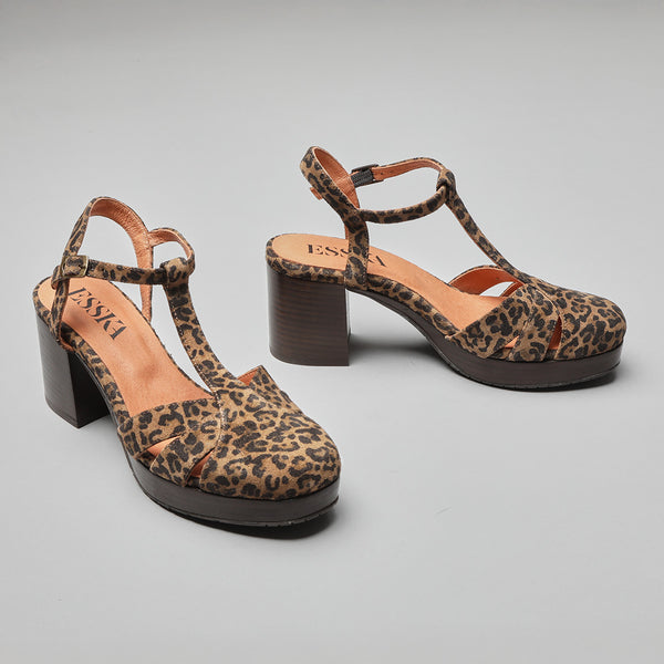 Esska Celeste Leopard Mid High Shoe