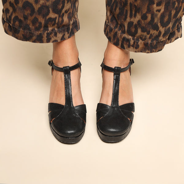 Esska Celeste Metallic Black Mid High Shoe