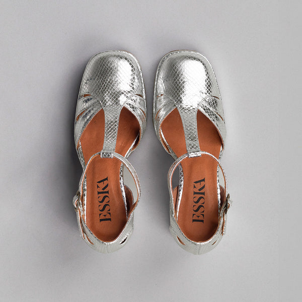 Esska Chaza Embossed Silver Mid Heel Shoe