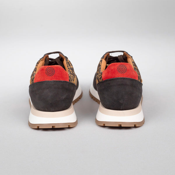 Esska Cinda Leopard Trainer