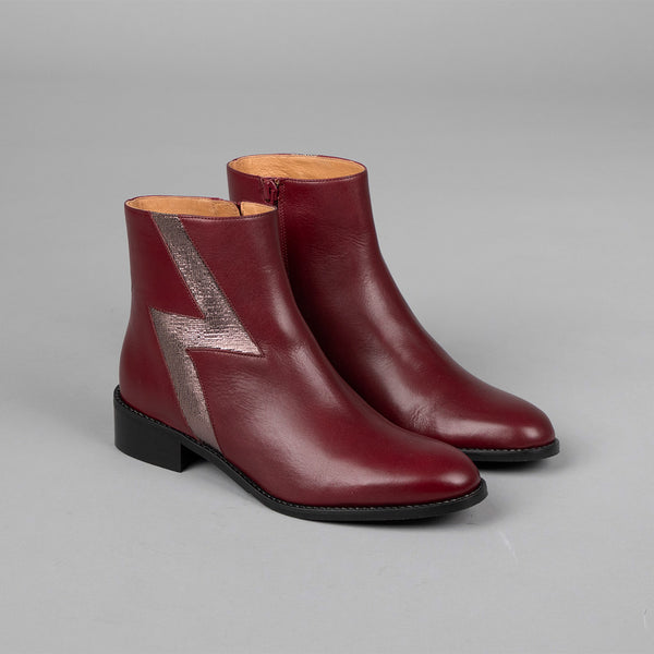 Esska Dara Wine Flat Boot