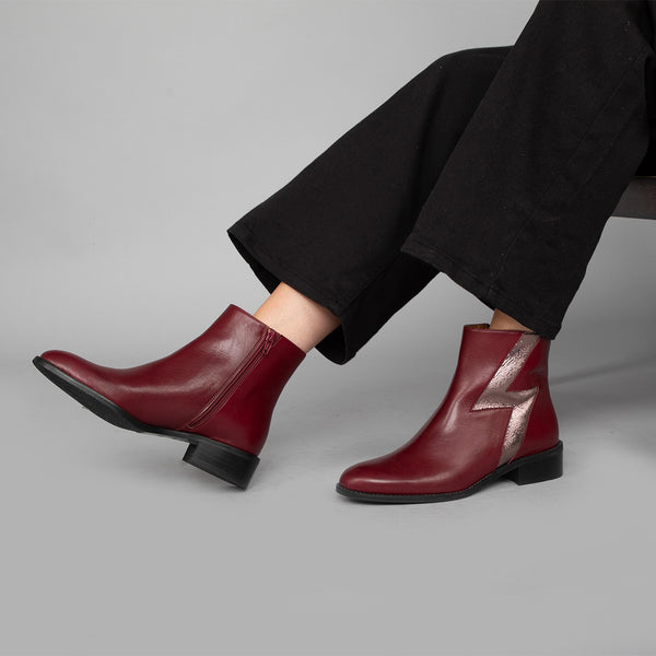 Esska Dara Wine Flat Boot