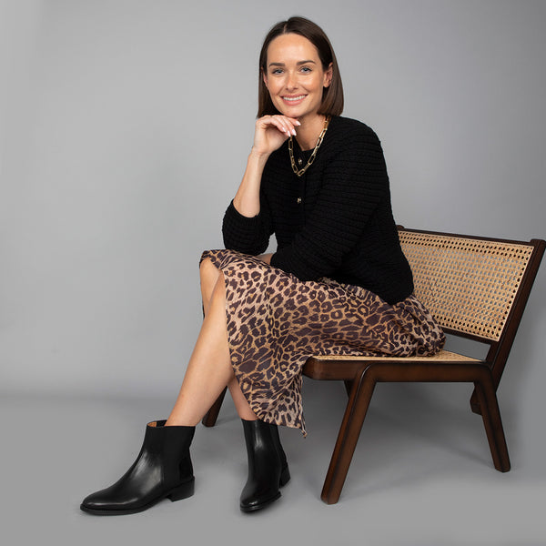 Esska Dawn Black Flat Boot