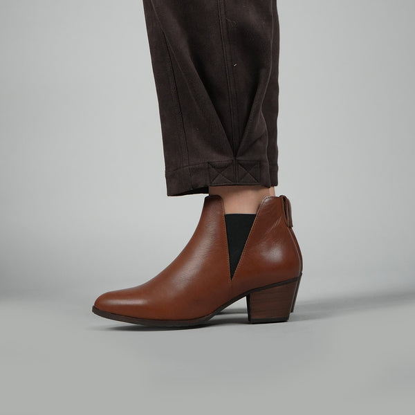 Esska Ginny Cognac Low Heel Boot