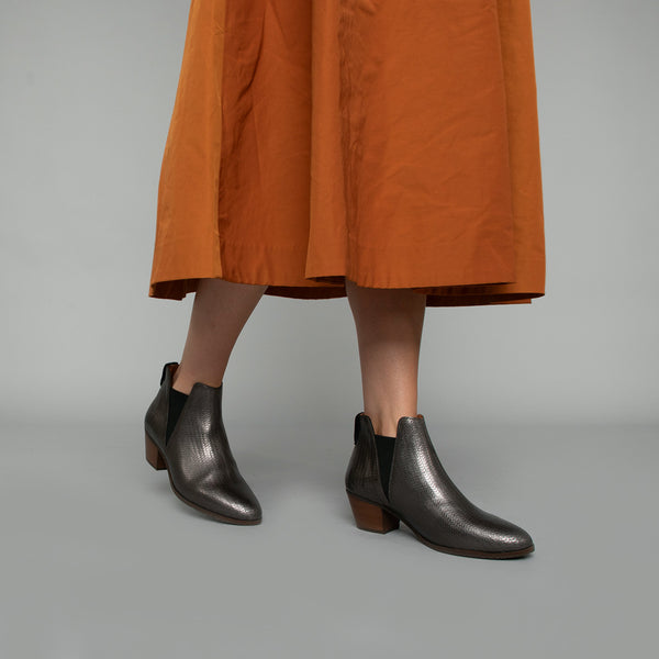 Esska Ginny Smoke Metallic Low Heel Boot