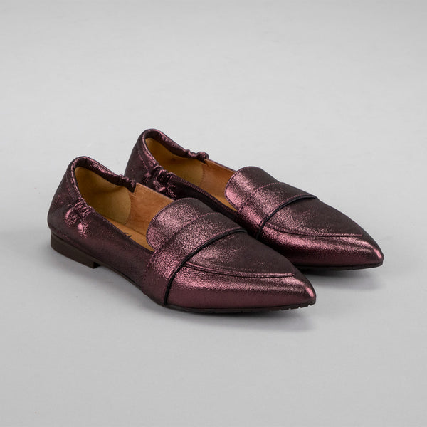 Esska Hannah Wine Metallic Flat Shoe