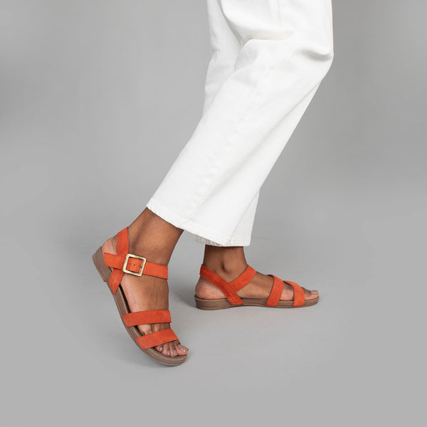 Esska Ilona Rust Flat Sandal