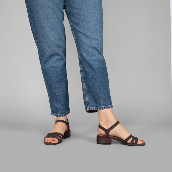 Esska Jesse Coffee Low Heel Sandal