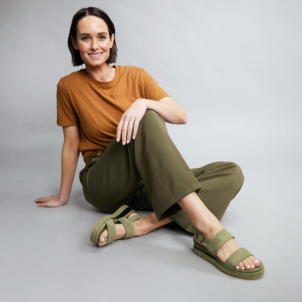 esska Keira Green Flat Platform Sandal