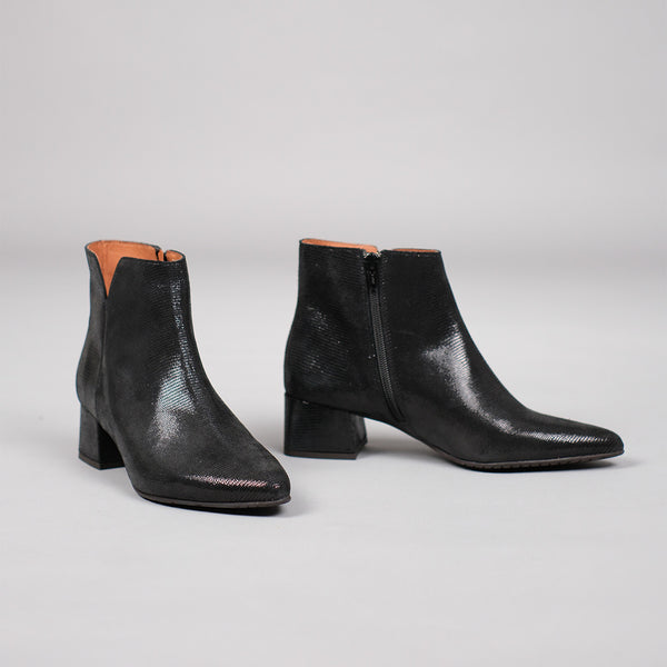 Esska Leisel Black Metallic Low Heel Boot