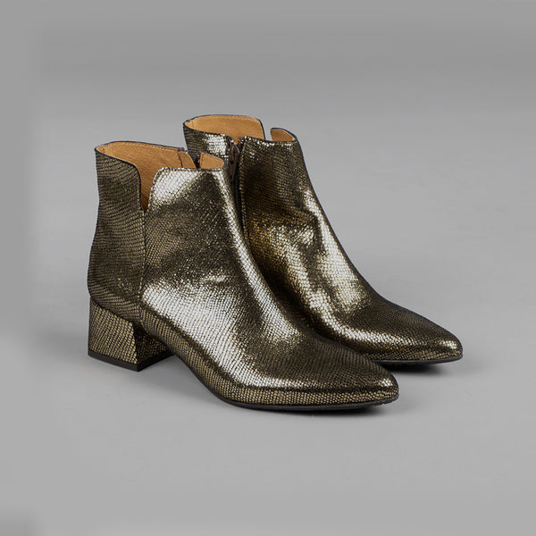 Esska Leisel Onyx Low Heel Boot