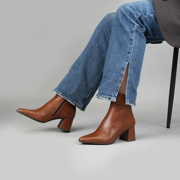 esska Lorna Cognac Mid Heel Boot