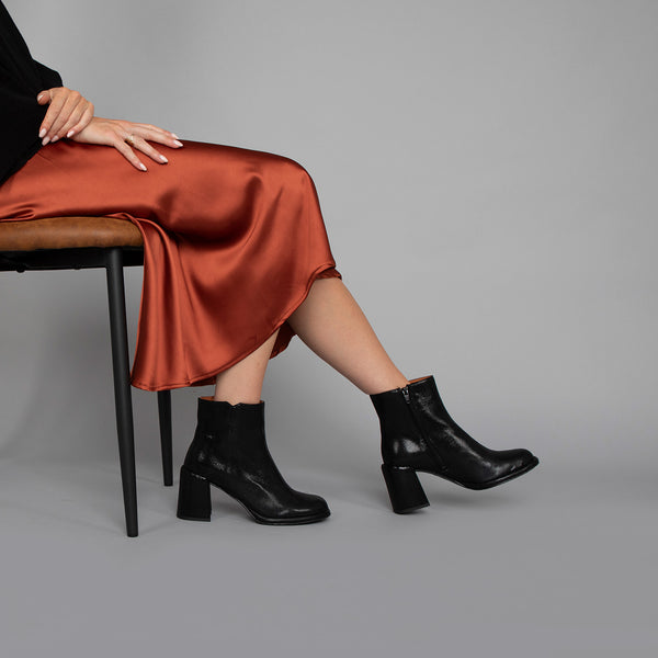 Esska Mariana Black Metallic High Heel Boot