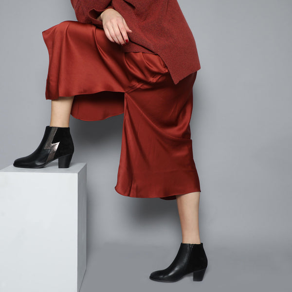 Esska Mash Black Mid Heel Boot