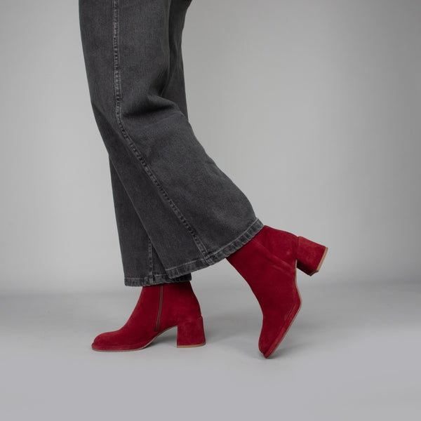 Esska Mona Wine Suede Low Heel Ankle Boot