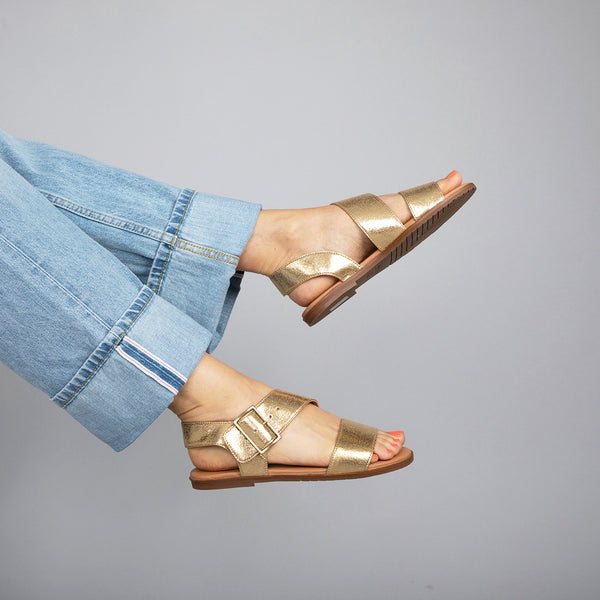 Esska Nicole Vegan Gold Flat Sandal