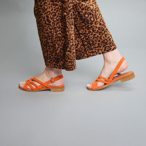 Esska Niki WIDE Orange Flat Sandal