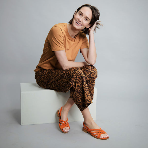 esska Niki WIDE Orange Flat Sandal