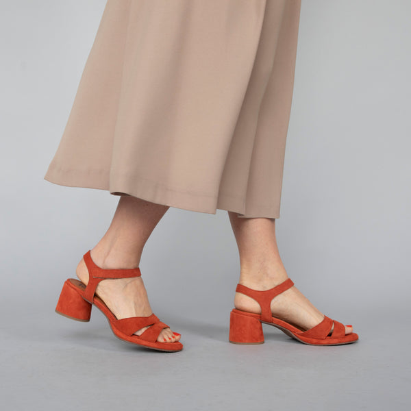 Esska Olivia Rust Suede Low Heel Sandal