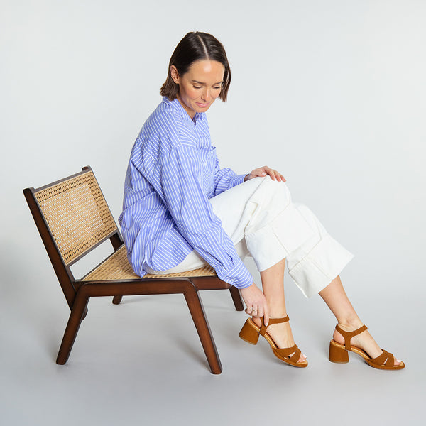 esska Olivia Tan Low Heel Sandal