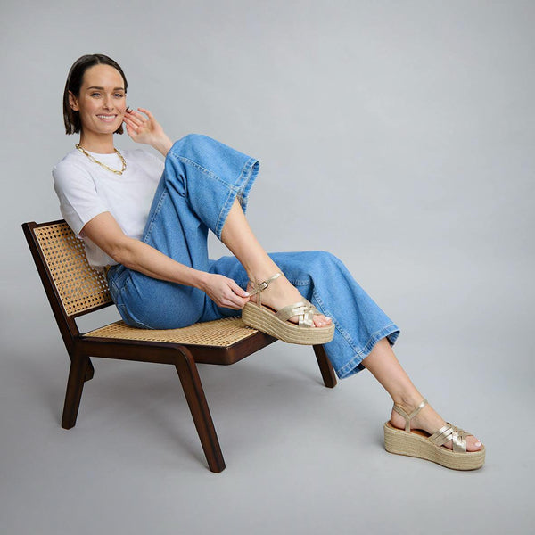 esska Rachel Vegan Platinum Platform Sandal