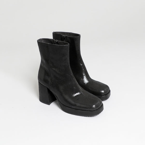 Esska Sassy Black Metallic High Heel Boots