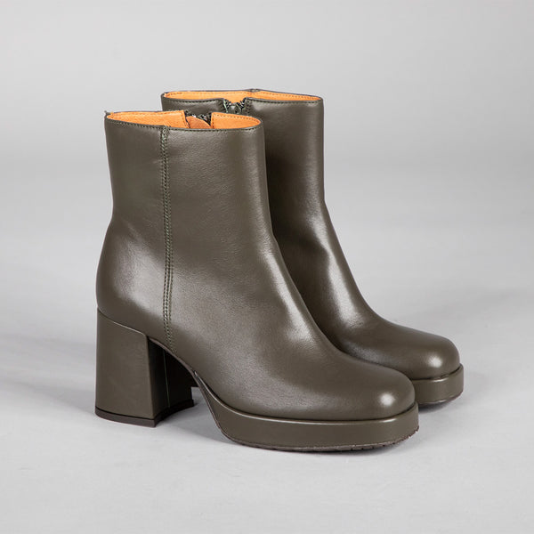 Esska Sassy Khaki High Heel Boot