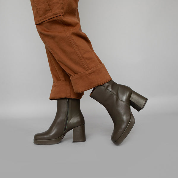 esska Sassy Khaki High Heel Boot