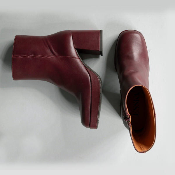 Esska Sassy Wine Platform Heeled Ankle Boots