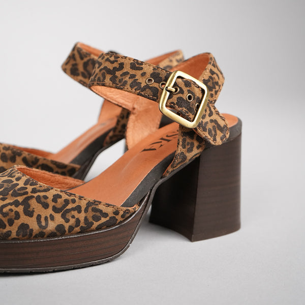 Esska Selena Leopard Mid Heel Shoe