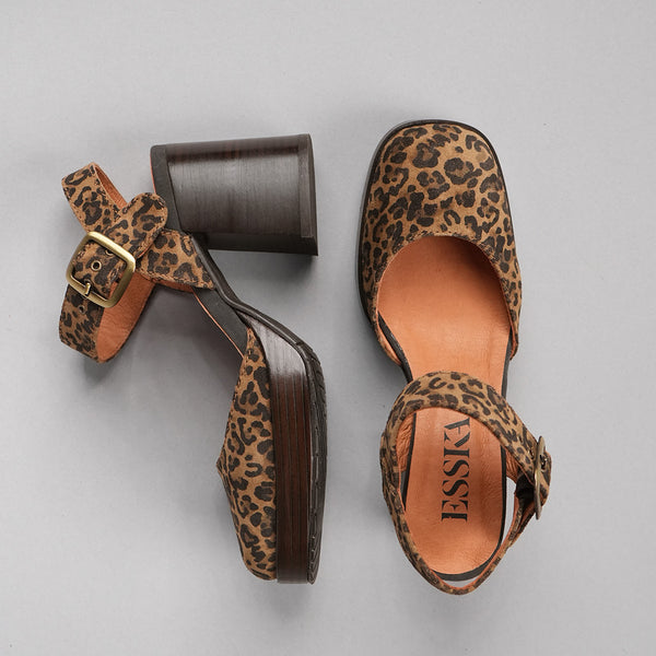 Esska Selena Leopard Mid Heel Shoe