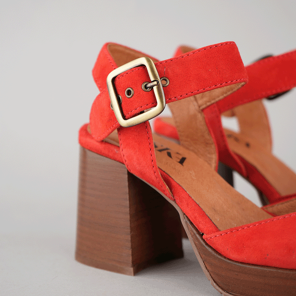 Esska Selena Red Mid Heel Shoe