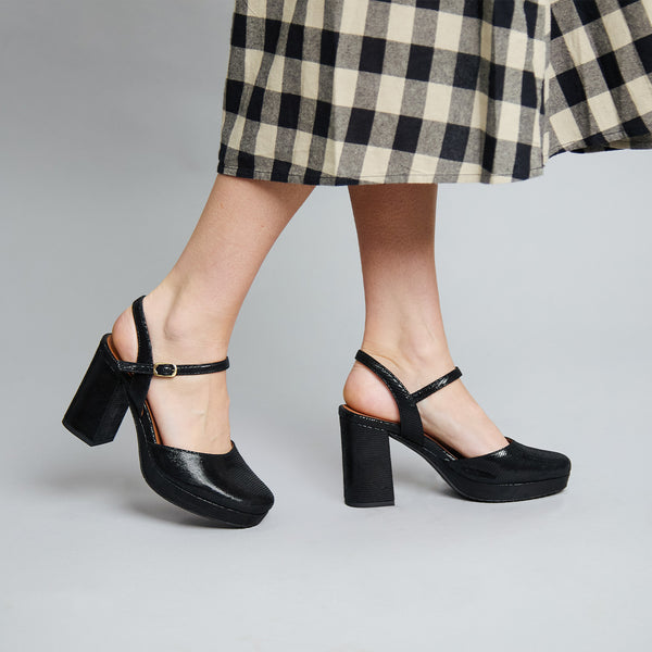 Esska Vicky Black High Heel Shoe