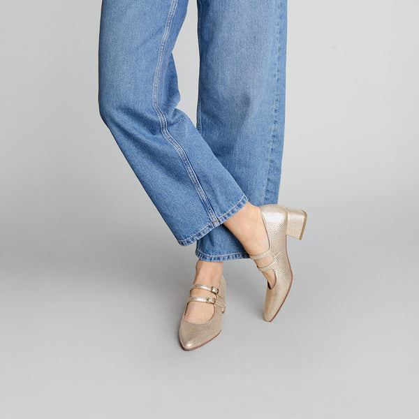 Esska Laura WIDE Vegan Embossed Platinum Low Heel Shoe