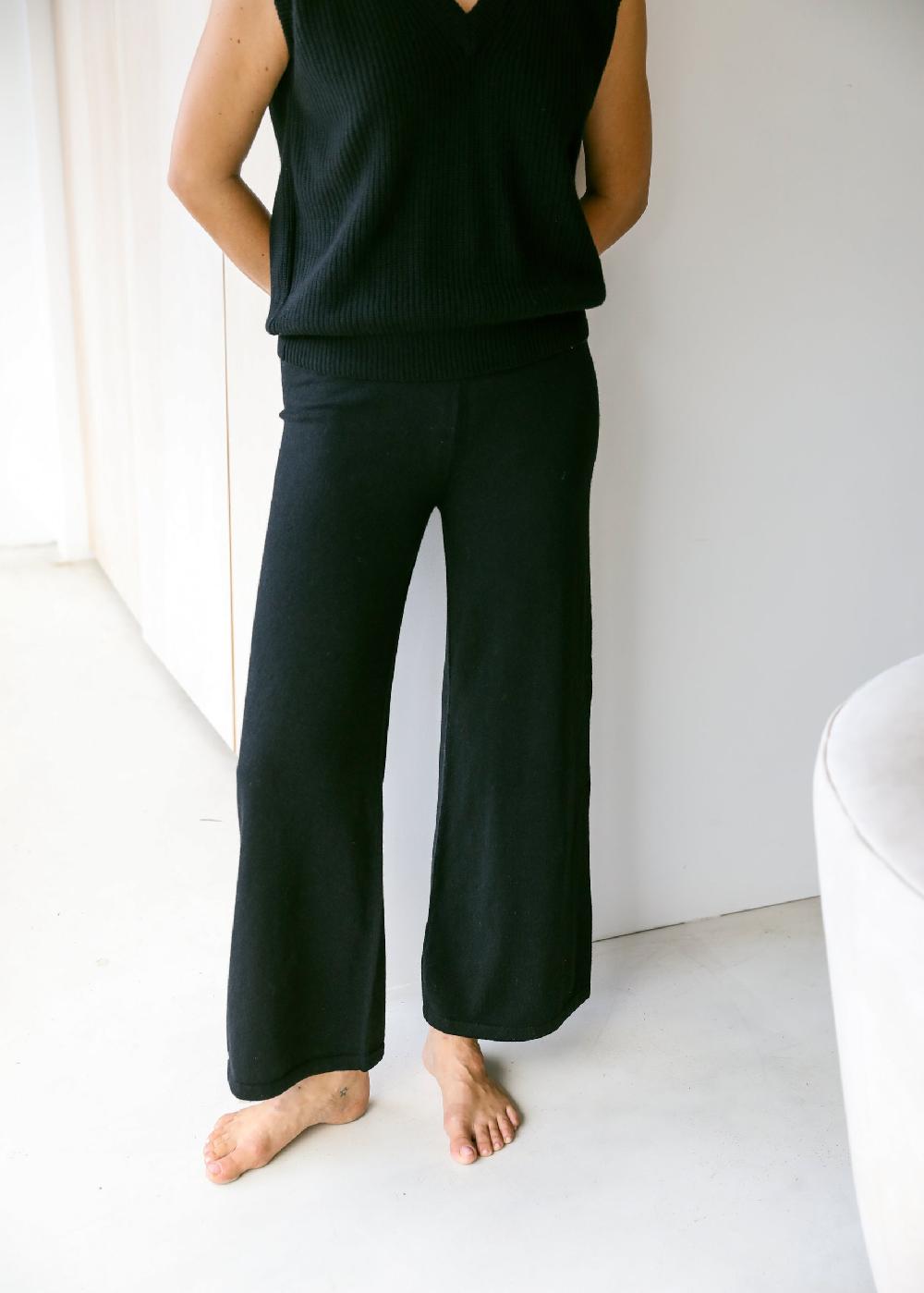 Estella Camille Pants In Black Cashmere
