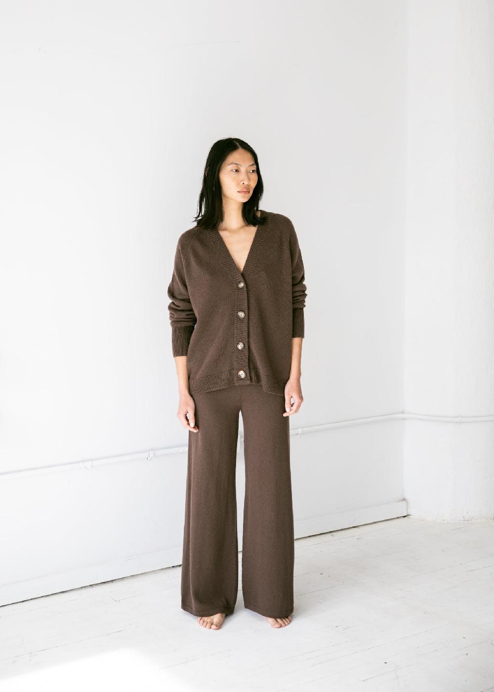 Estella Camille Pants In Coffee Brown Cashmere