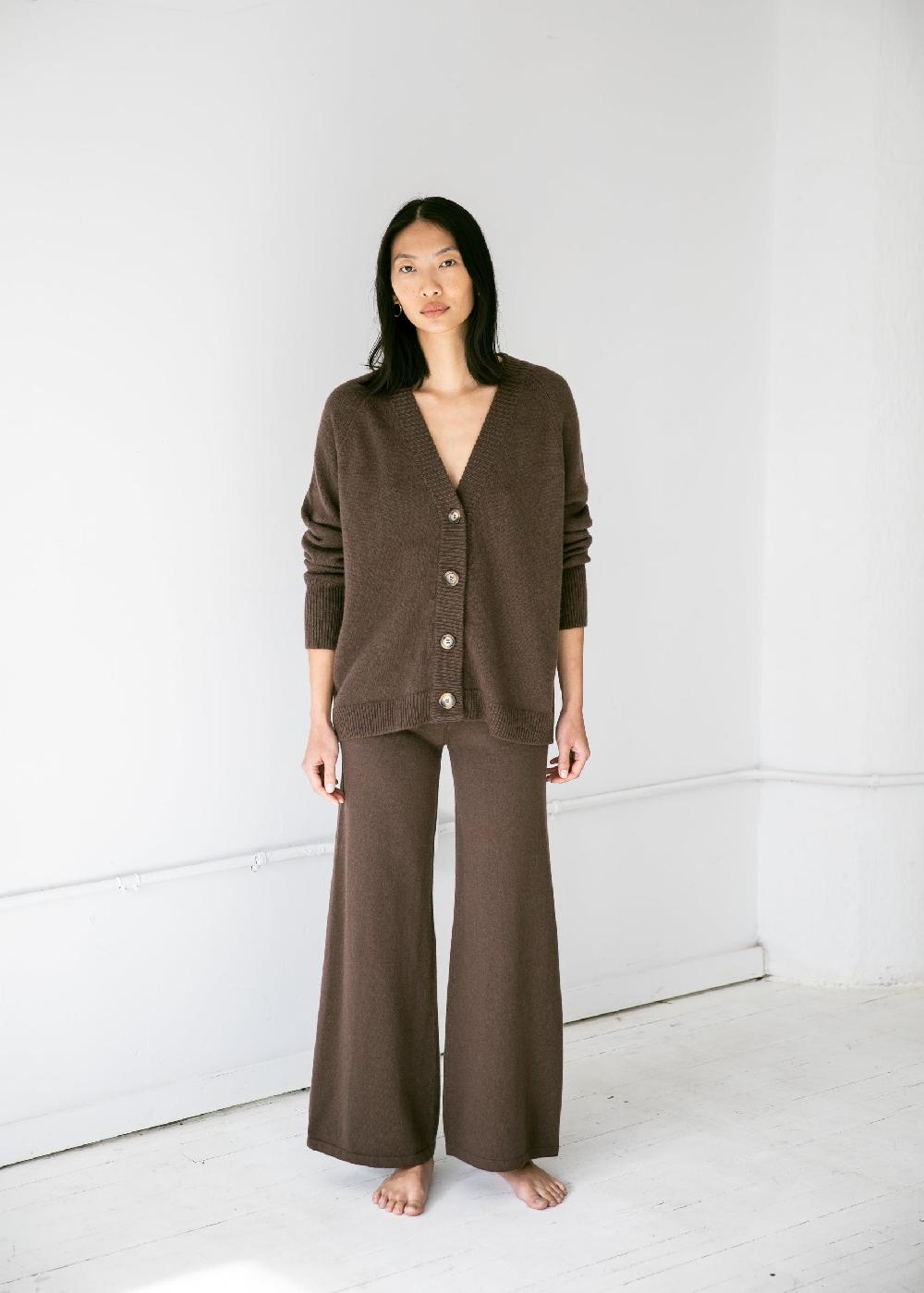 estella Camille Pants in Coffee Brown Cashmere